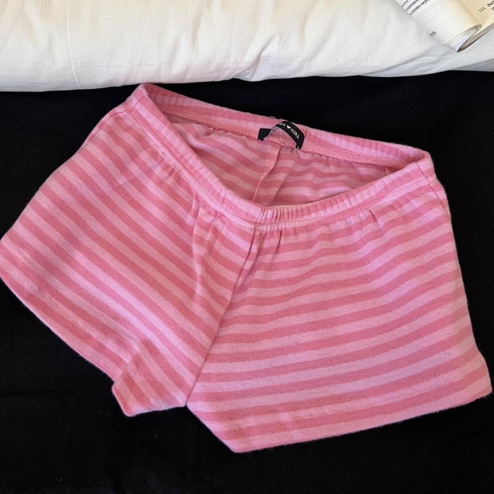 Pink Striped Short Sleeve T-sh - Summer House Clothing recension och pris